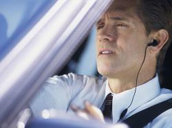 هرگز هنگام رانندگی از این وسیله استفاده نکنید